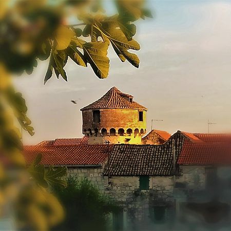 Dida Roko, Rustikalni Apartman S Terasom Каштела Экстерьер фото
